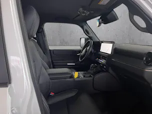Toyota Land Cruiser 2.8 D 48V Style