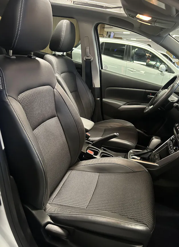 Suzuki S-Cross 1.4 T Compact Top Hybrid 4x4