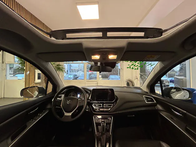 Suzuki S-Cross 1.4 T Compact Top Hybrid 4x4