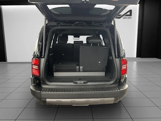 Toyota Land Cruiser 2.8 D 48V Style