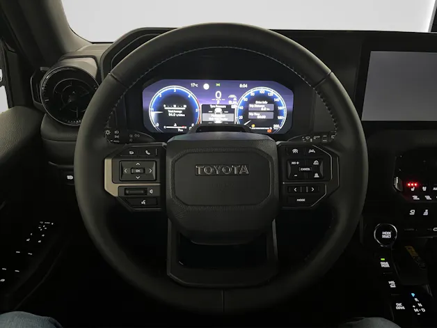 Toyota Land Cruiser 2.8 D 48V Style