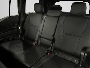 Toyota Land Cruiser 2.8 D 48V Style