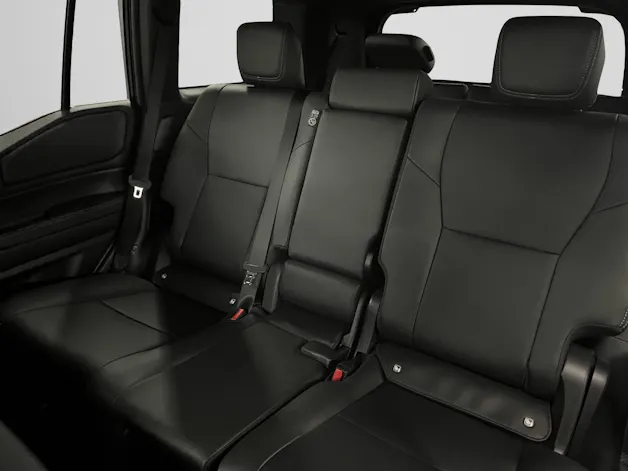 Toyota Land Cruiser 2.8 D 48V Style