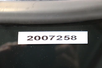 https://vehicle.imgix.net/4198775/774a0d34-9c0e-4758-9425-6774891c899e.JPG