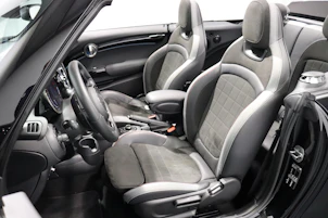 Fahrzeugbild MINI Cabrio F57 2.0i John Cooper Works SAG