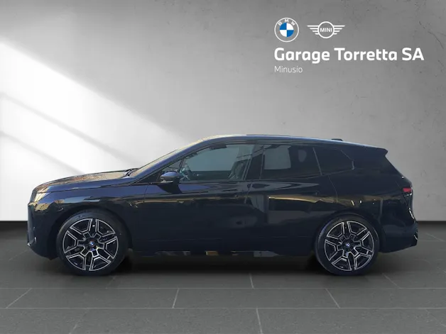 BMW iX xDrive45