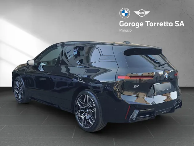 BMW iX xDrive45