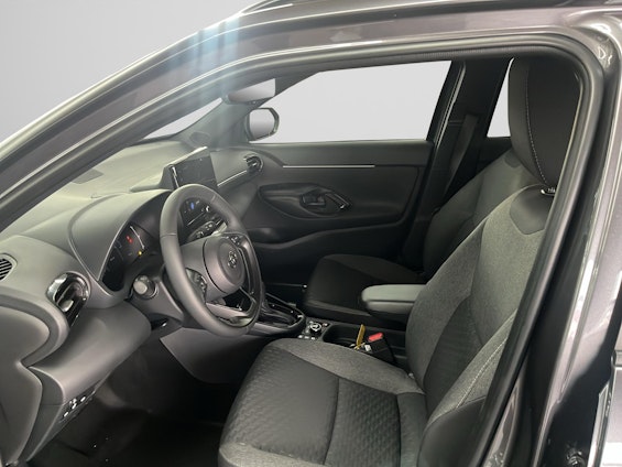 Vehicle image 7 Vehicle image 7