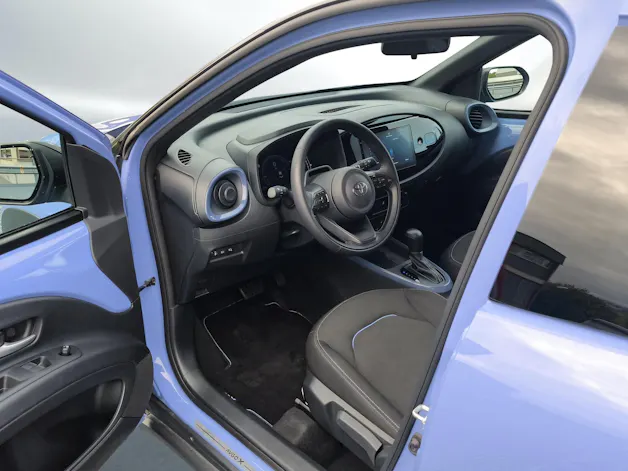 Toyota Aygo X 1.5 VVT-i HSD Trend