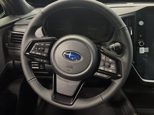 Subaru Forester Station 2.0i e-Boxer Swiss Plus