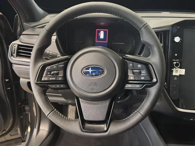 Subaru Forester Station 2.0i e-Boxer Swiss Plus