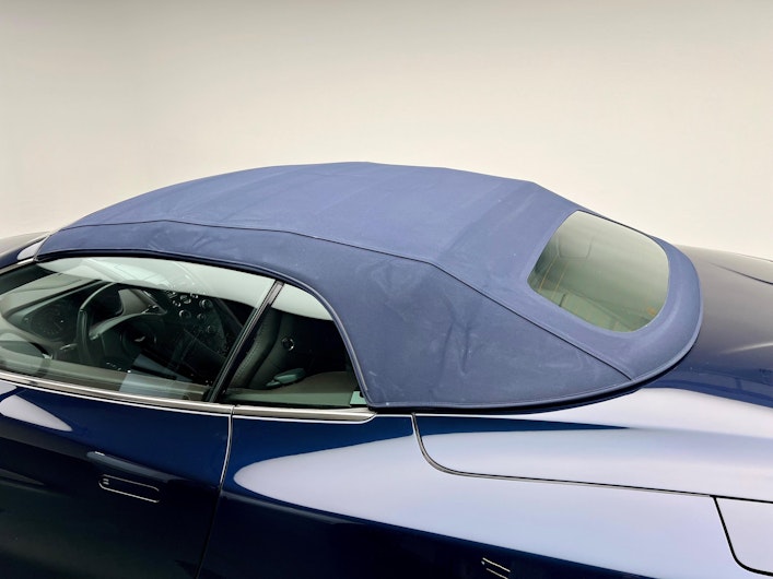 image du véhicule ASTON MARTIN V12 Vanquish