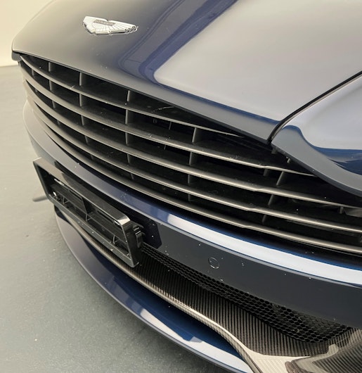 image du véhicule ASTON MARTIN V12 Vanquish