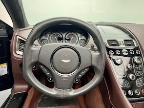 Fahrzeugbild ASTON MARTIN Vanquish 6.0 V12