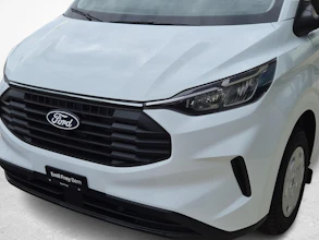 https://vehicle.imgix.net/4198899/f1270887-f4f9-45f1-b3a9-44df3aee96ac.jpg
