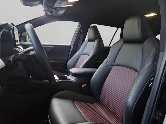 Vehicle image 13 Vehicle image 13