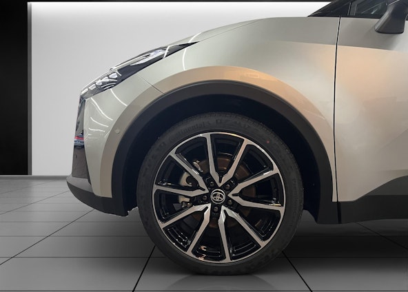 Vehicle image 14 Vehicle image 14