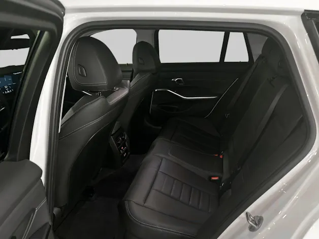 BMW 320d xDrive Touring