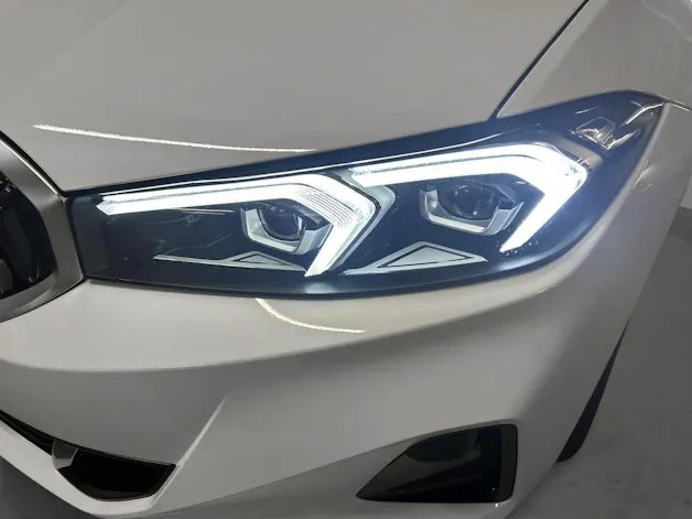 BMW 320d xDrive Touring