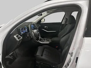 BMW 320d xDrive Touring