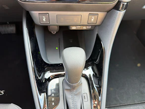 https://vehicle.imgix.net/4198952/7f597e83-7d28-4817-af8c-52b01c572280.jpg