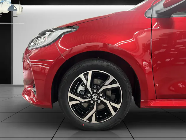 Toyota Yaris 1.5 VVT-i HSD Trend