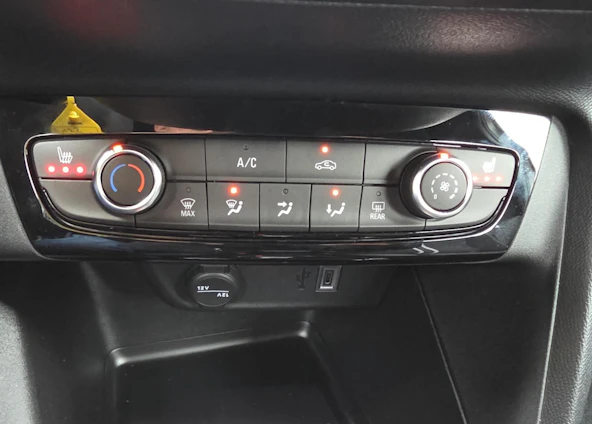 immagine del veicolo 24 immagine del veicolo 24