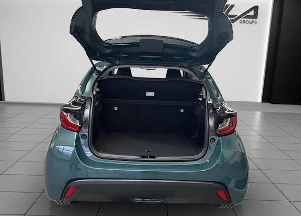 Vehicle image 13 Vehicle image 13