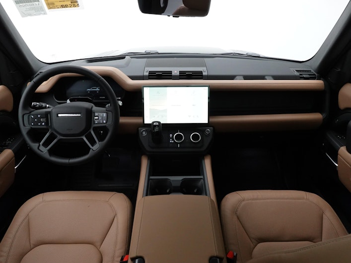 Vehicle image LAND ROVER DEFENDER