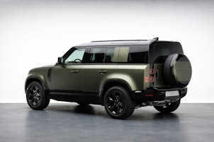 Vehicle image LAND ROVER Defender 110 3.0 D I6 350 X-Dynamic HSE