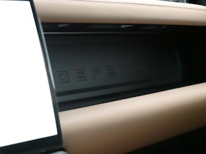 Vehicle image LAND ROVER Defender 110 3.0 D I6 350 X-Dynamic HSE