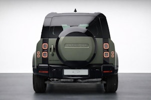 Vehicle image LAND ROVER Defender 110 3.0 D I6 350 X-Dynamic HSE