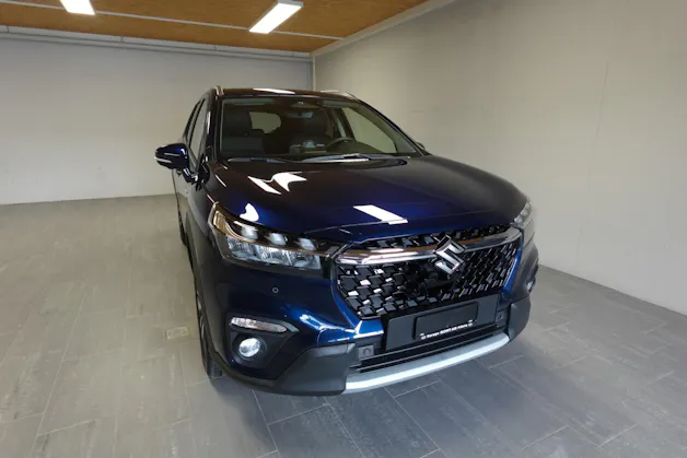 Suzuki S-Cross 1.4 T Sakura Top Hybrid 4x4