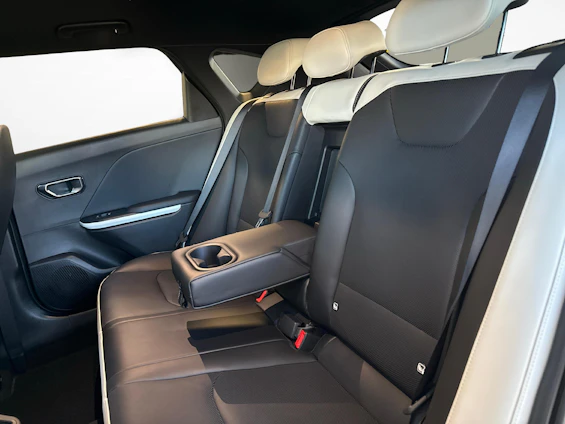 image du véhicule 10 image du véhicule 10