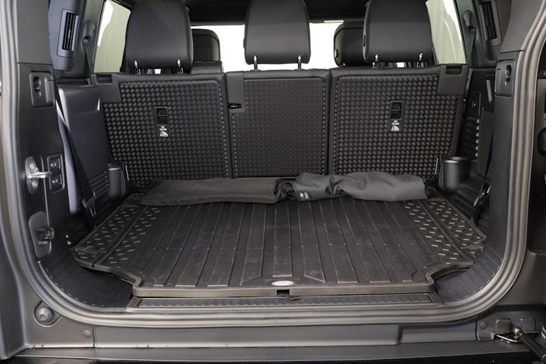 Vehicle image LAND ROVER DEFENDER