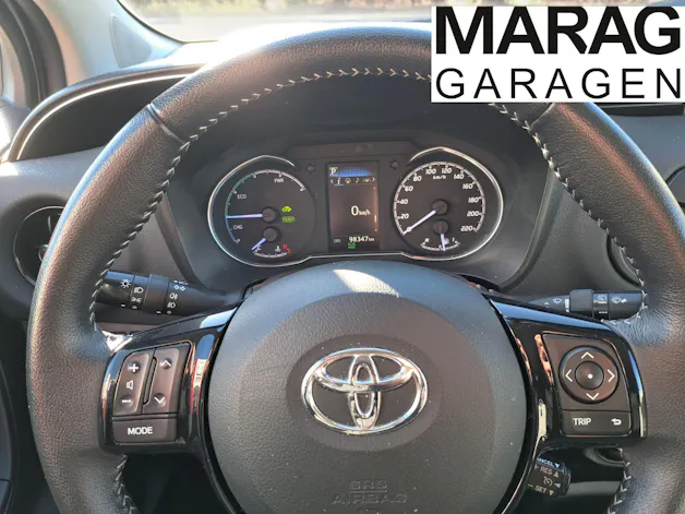 Toyota Yaris 1.5 VVT-i HSD Trend