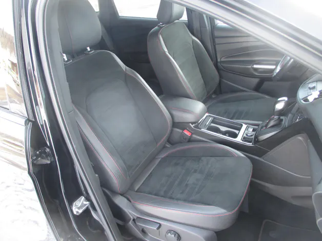 Ford Kuga 2.0 TDCi 180 ST-Line FPS