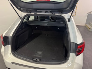 Fahrzeugbild TOYOTA Corolla Touring Sports 1.8 HSD Comfort