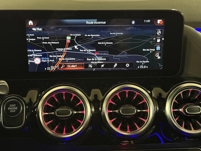 Fahrzeugbild MERCEDES-BENZ GLA 250