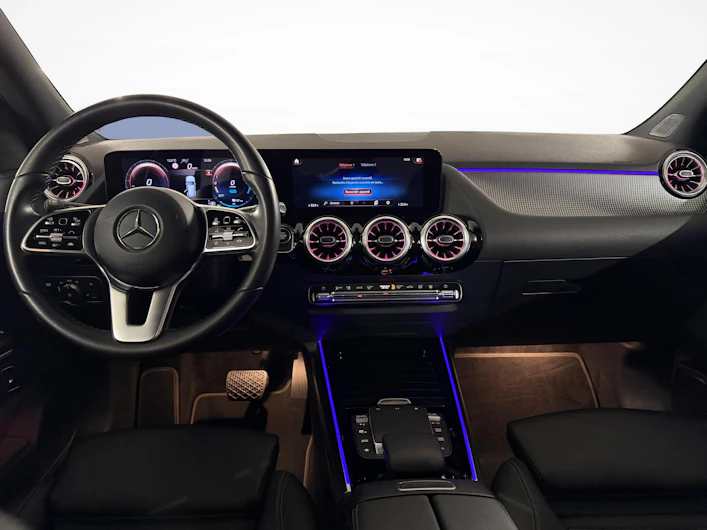 Fahrzeugbild MERCEDES-BENZ GLA 250