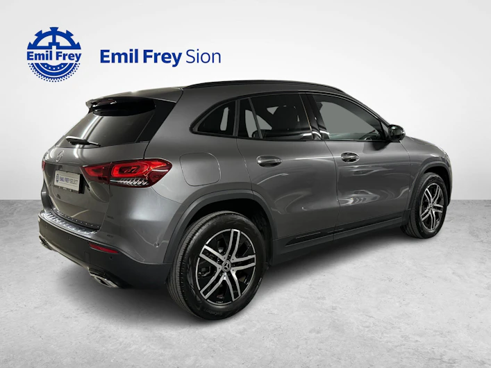 Fahrzeugbild MERCEDES-BENZ GLA 250