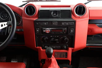 https://vehicle.imgix.net/4199331/2f4db1de-149e-4881-bf1d-7eb1f42969f2.jpg