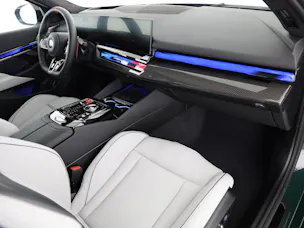BMW M5 xDrive Touring