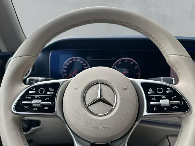 Mercedes-Benz E 450 AMG Line 4matic Cabriolet V6 Biturbo (CH)