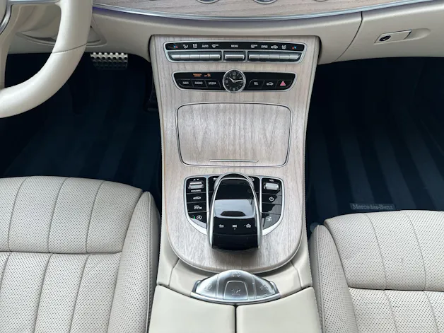 Mercedes-Benz E 450 AMG Line 4matic Cabriolet V6 Biturbo (CH)