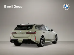 BMW M5 xDrive Touring