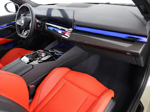 BMW M5 xDrive Touring