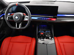 BMW M5 xDrive Touring