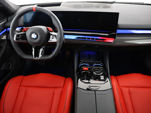 BMW M5 xDrive Touring