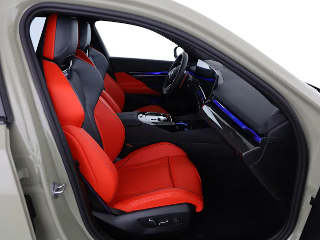 BMW M5 xDrive Touring